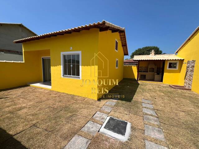 #Jr0389 - Casa para Venda em Cabo Frio - RJ - 1